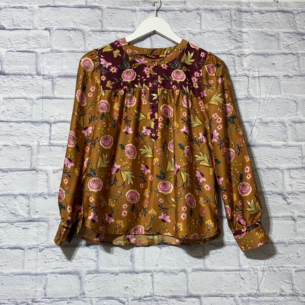 Loft long sleeves top floral